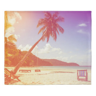 Beach scene, coconut tree, wooden bed. duvet cover