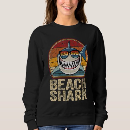 Beach Shark  Retro Daddy Dad Father Day  Papa Sweatshirt