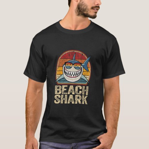 Beach Shark  Retro Daddy Dad Father Day  Papa  T_Shirt