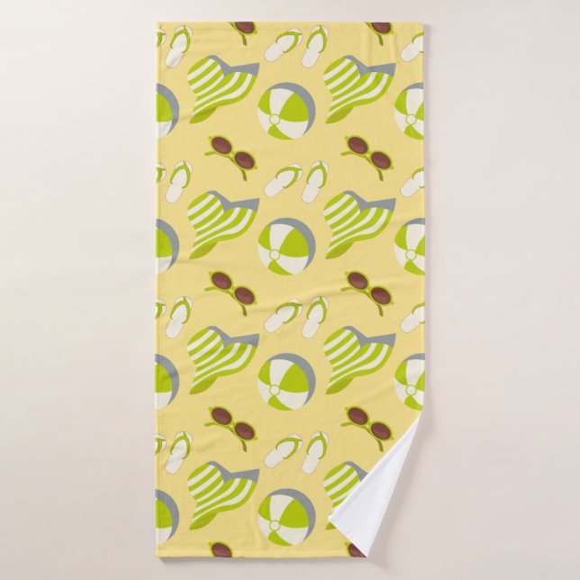 Beach vacay pattern with sunglasses and sun hat  bath towel (Bath Towel)