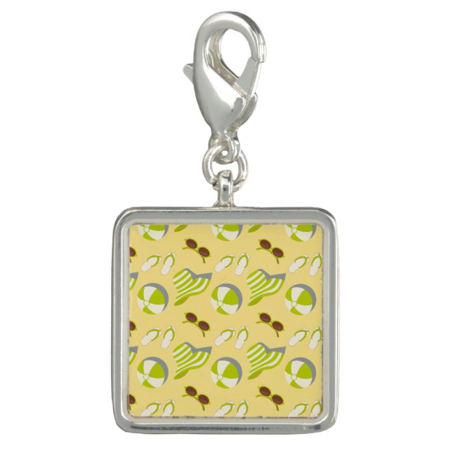 Beach vacay pattern with sunglasses and sun hat ke charm (Front)