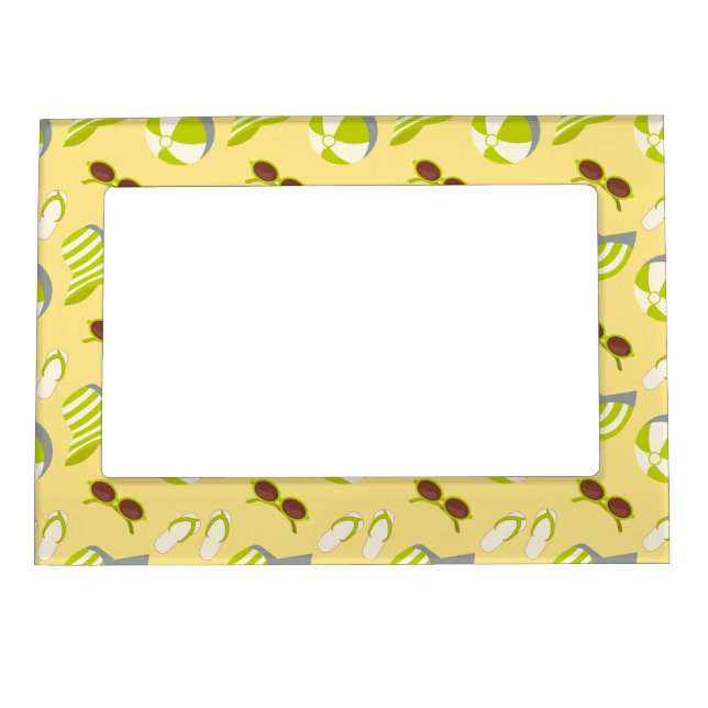 Beach vacay pattern with sunglasses and sun hat  magnetic frame (Front)