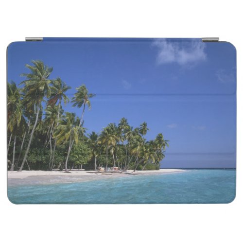 Beach with palm trees Maldives iPad Air Cover
