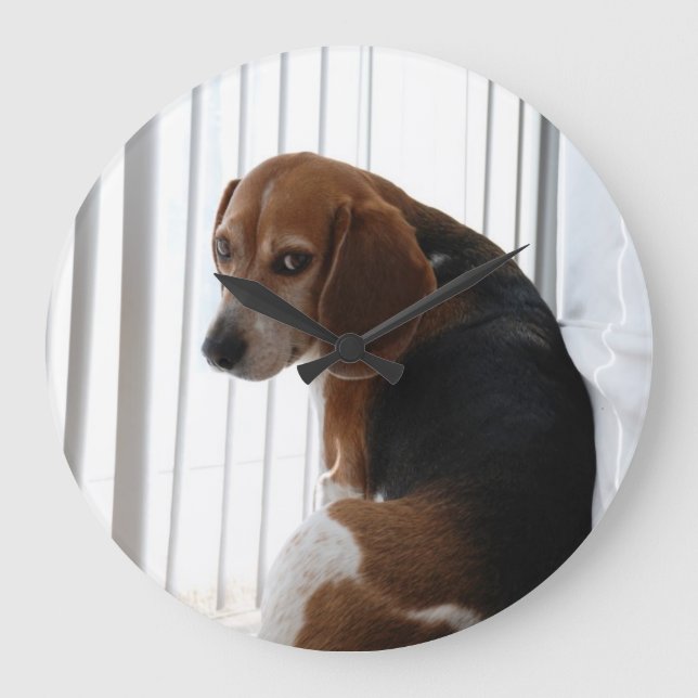 beagle attitude large clock (Front)