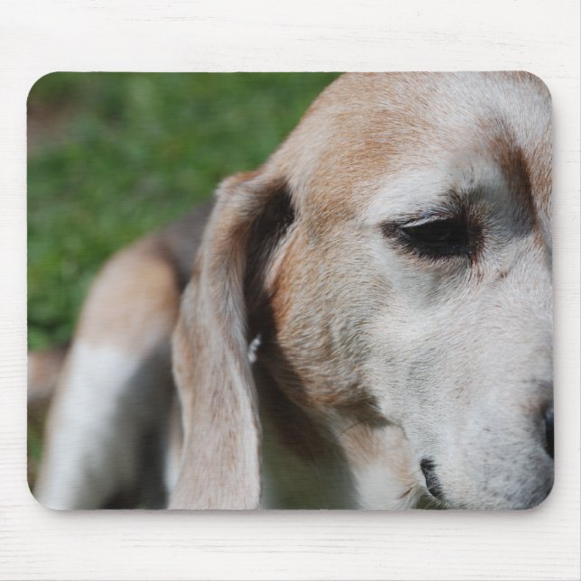 beagle portrait mouse pad (Front)