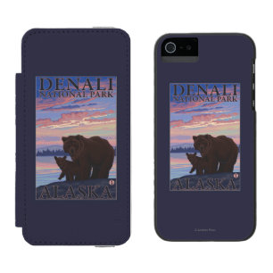Bear and Cub - Denali National Park, Alaska Wallet Case For iPhone SE/5/5s