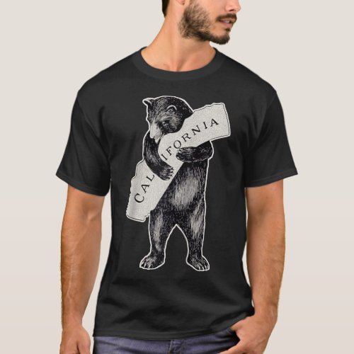 Bear Hug I Love California Art Retro Vintage Cali  T_Shirt