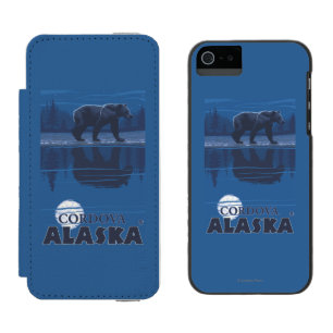 Bear in Moonlight - Cordova, Alaska iPhone SE/5/5s Wallet Case