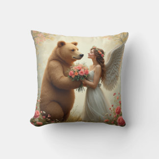  bear love throw pillow