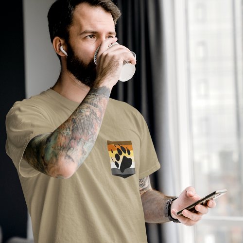 Bear Paw Flag Pocket Print Tee