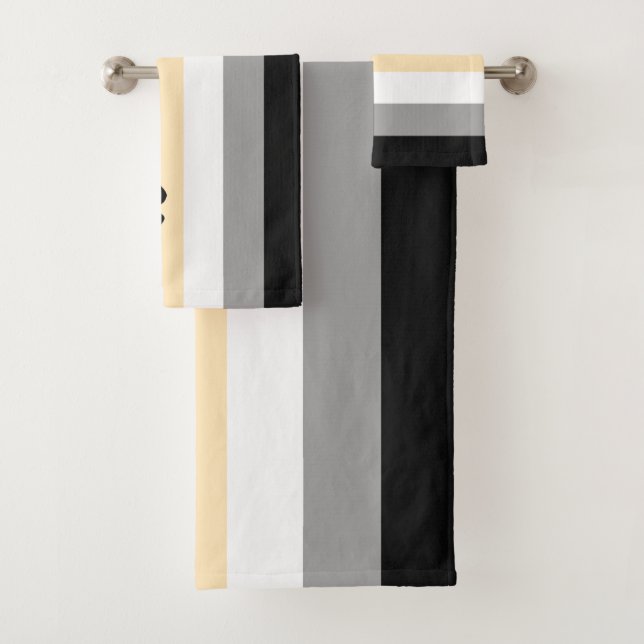 Bear Pride Flag Bath Towel Set (Insitu)