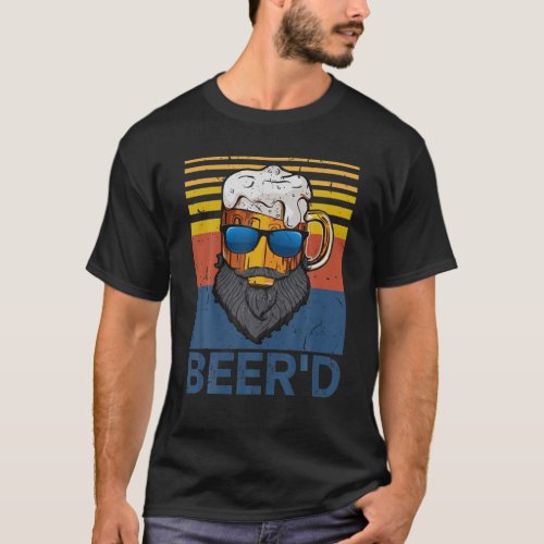 Beard Or Beerd Vintage Retro Drinking Beard Man T_Shirt