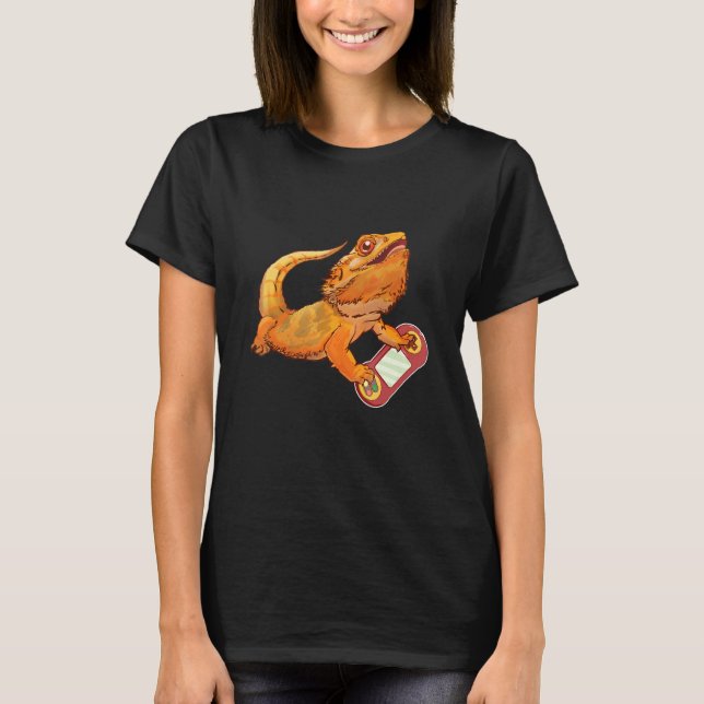 Bearded Dragon Playing Video Game Reptiles Pagona  T-Shirt (Front)
