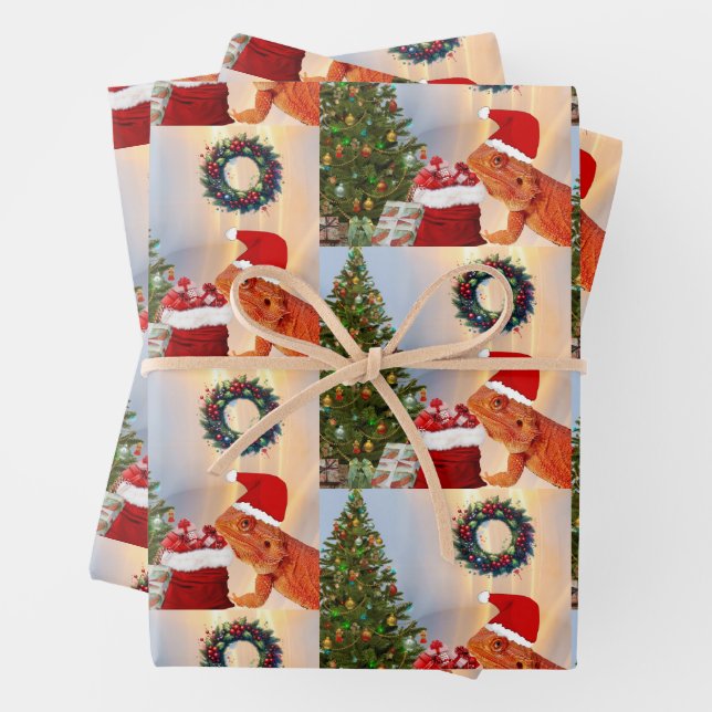 Beardie-Claus - Bearded Dragon Santa Wrapping Paper Sheets (In situ)