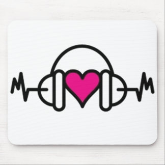 Beats of Love | Pink heart with pulse & headphone Mouse Pad