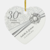 Beautiful 30th Pearl Jewel Anniversary