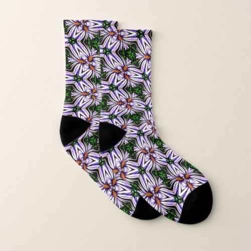 Beautiful Aster Pattern Socks