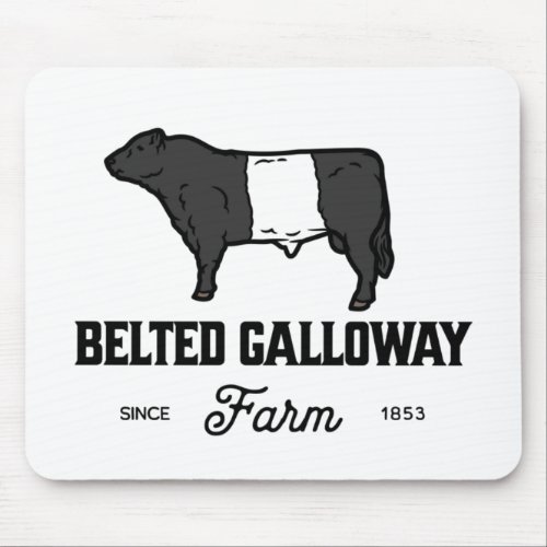 Beautiful Belted Galloway cow round badge or desig Mouse Pad