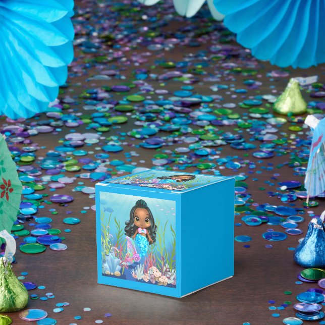 Beautiful black mermaid playing in the sea favor boxes (Party)
