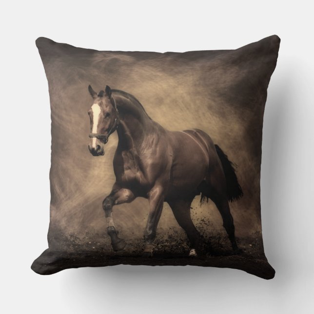 Beautiful brown horse throw pillow (Front)