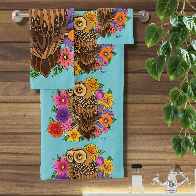 Beautiful Brown Owl Colorful Flower Bouquet Bath Towel Set (Creator Uploaded)