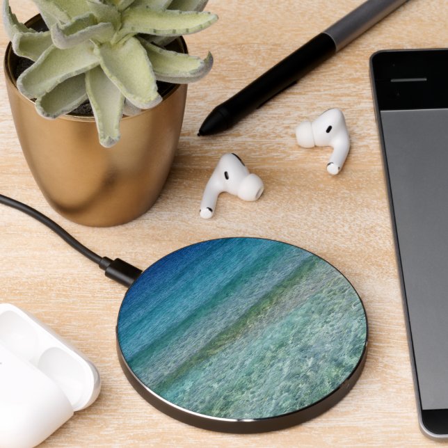 Beautiful Calm Caribbean Sea  Wireless Charger (Desk 2)