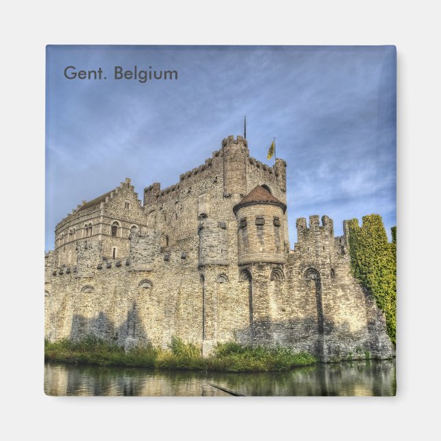 Beautiful castle in Gent. Belgium travel souvenir Magnet (Front)