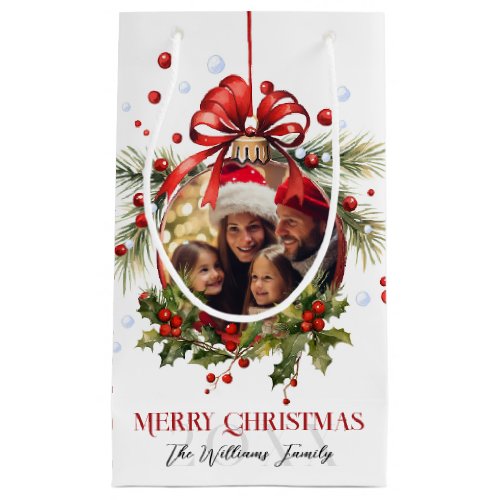 Beautiful Christmas Bauble Frame Family Holidays Small Gift Bag