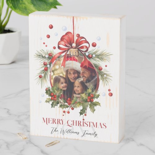 Beautiful Christmas Bauble Frame Family Holidays Wooden Box Sign
