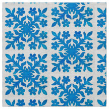 Beautiful & classic indigo blue and white pattern