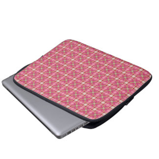 Beautiful complex pink pattern laptop sleeve