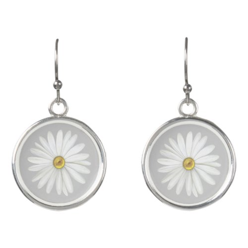 Beautiful Daisy Flower on Light Silver Gray Earrings