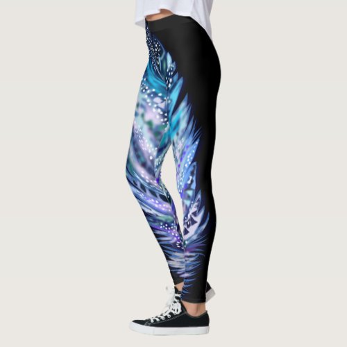 Beautiful Feather _ Choose your colors Leggings