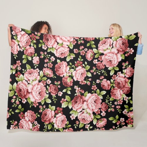 Beautiful Floral Pattern Roses with Green Foliage Fleece Blanket