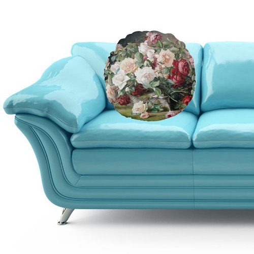Beautiful Floral Pattern with Roses and Foliage  Round Pillow