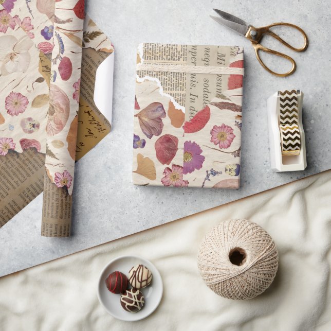 Beautiful Floral Pressed  Wrapping Paper (Crafts)