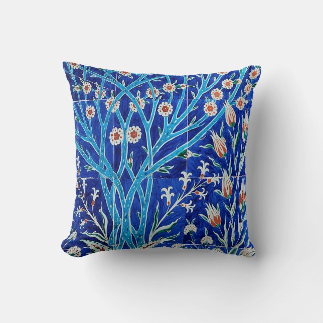 Beautiful garden (tulips) throw pillow (Front)