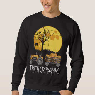 Beautiful Halloween pumpkin Tractor Farming Farmer Sweatshirt