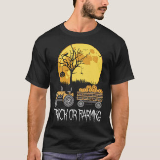 Beautiful Halloween pumpkin Tractor Farming Farmer T-Shirt