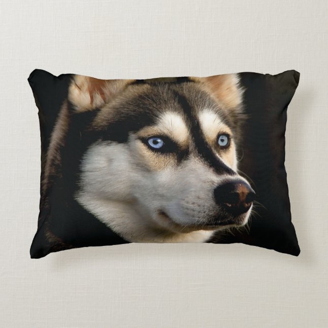 Beautiful Husky Throw Pillow (Front)