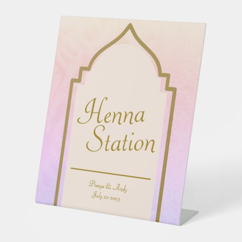 Beautiful Indian Arabian Nights Henna Station Pedestal Sign