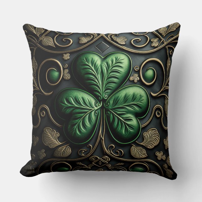 BEAUTIFUL INTRICATE GREEN IRISH SHAMROCKS THROW PILLOW (Front)