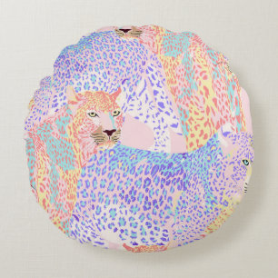 Beautiful Leopard Seamless Pattern illustration Ar Round Pillow