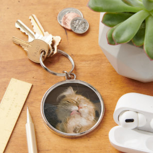 Beautiful Maine Coon Cat Close-Up Photo Keychain