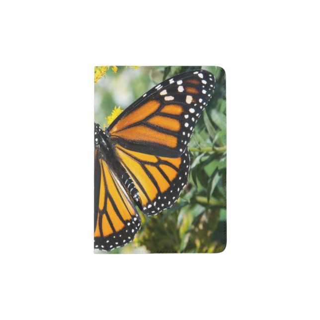 Beautiful Monarch Butterfly Passport Holder (Front)