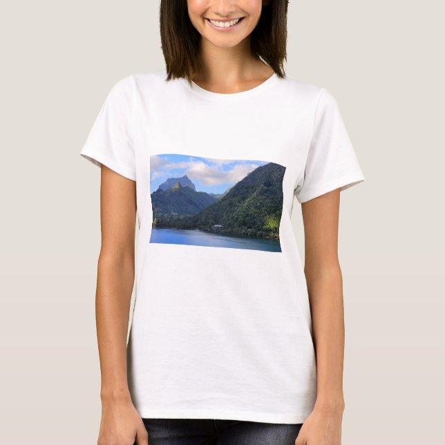 Beautiful Mo'orea, Cook's Bay, French Polynesia  T-Shirt (Front)