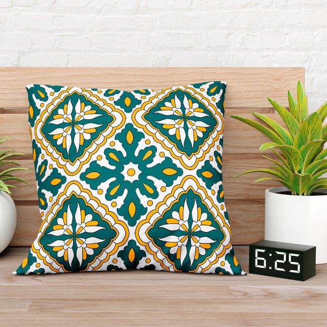 💛💚 Beautiful Moroccan tiles Throw Pillow (Creator Uploaded)
