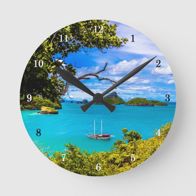Beautiful Outdoor Scenery Wall Clock (Front)