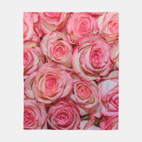 Beautiful pink roses fleece blanket