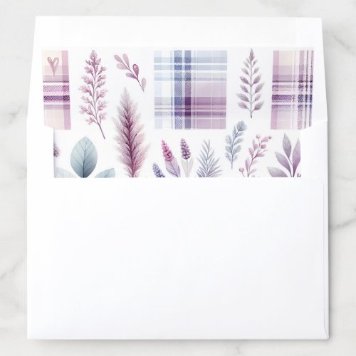 Beautiful Purple Hues Floral Leaf Plaid Pattern Envelope Liner